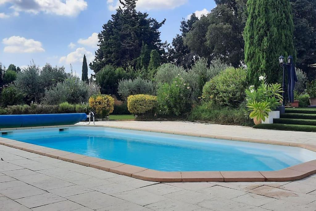 Villa L'Estel En Campagne Avec Piscine Privee Proche Arles Et Avignon Tarascon Exterior foto